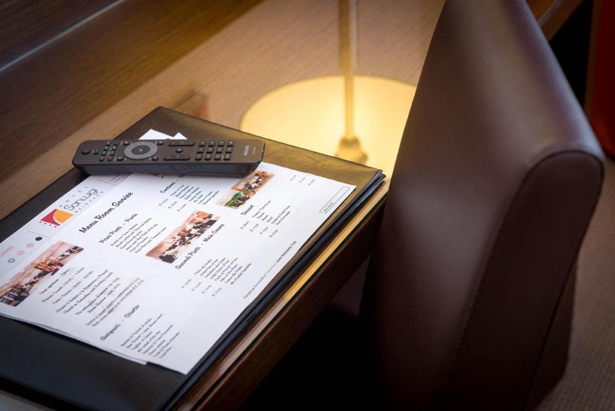 Torino Hotel San Luigi - Ristorante Trait D'Union Бейнаско Экстерьер фото
